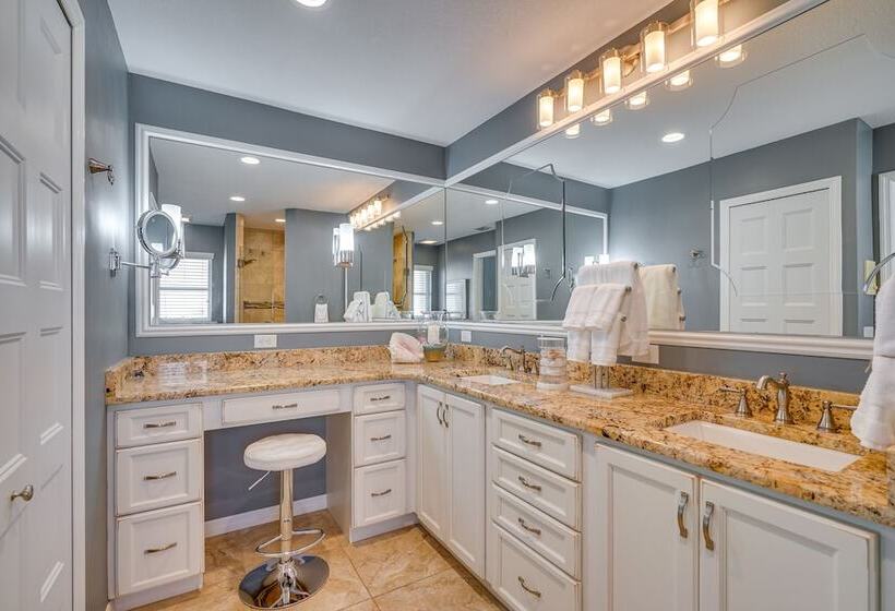 Gorgeous Punta Gorda Home W/ Lanai & Private Pool!