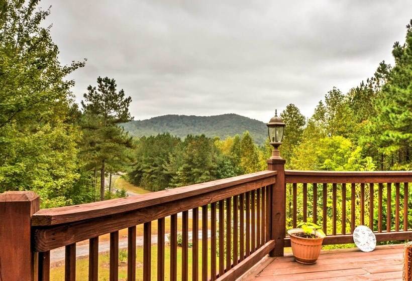 Grand Ellijay Cabin W/ Mountain Views & Pool Table