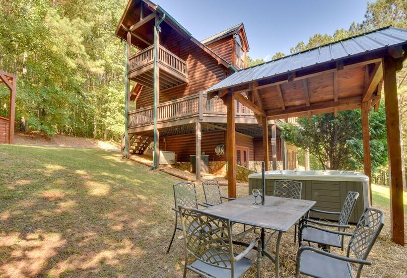 Grand Ellijay Cabin W/ Mountain Views & Pool Table