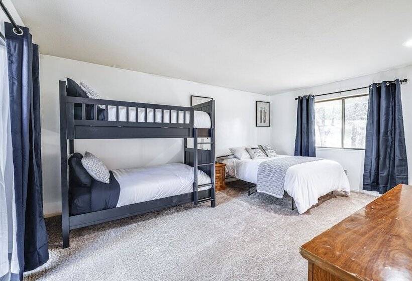 Groveland Home W/ Deck: 2 Mi To Pine Mountain Lake