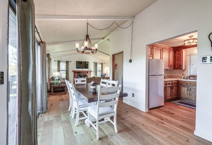 Groveland Home W/ Deck: 2 Mi To Pine Mountain Lake