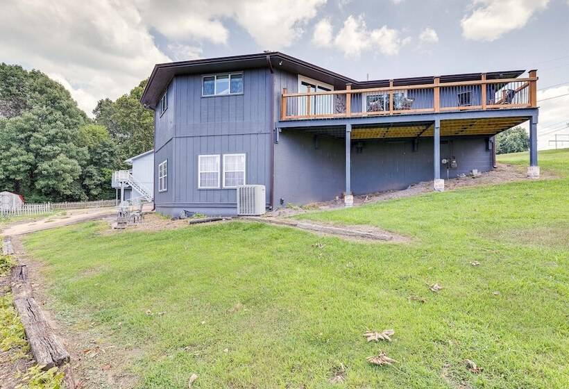 Guntersville Hideaway W/ Mountain & Lake Views!
