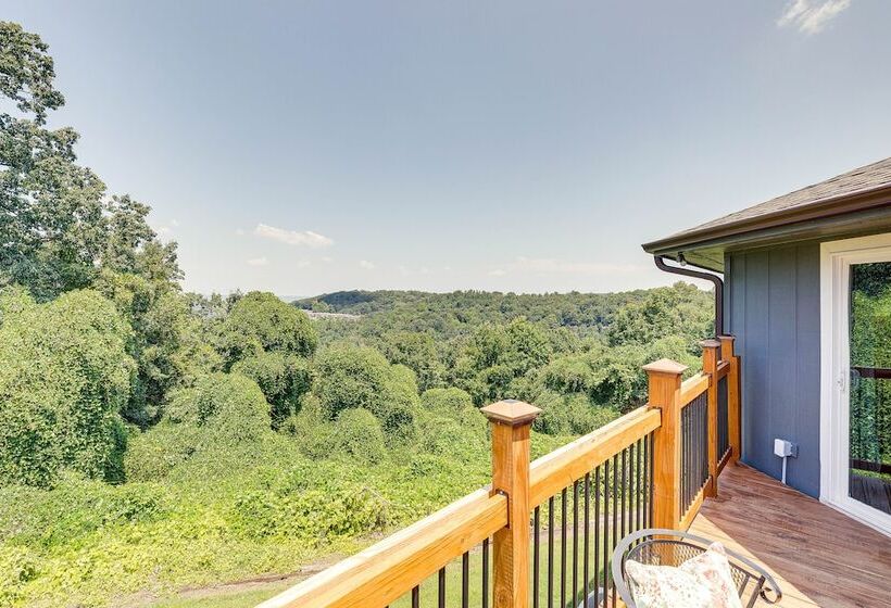 Guntersville Hideaway W/ Mountain & Lake Views!