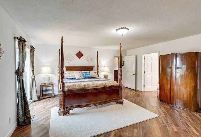 Guntersville Hideaway W/ Mountain & Lake Views!