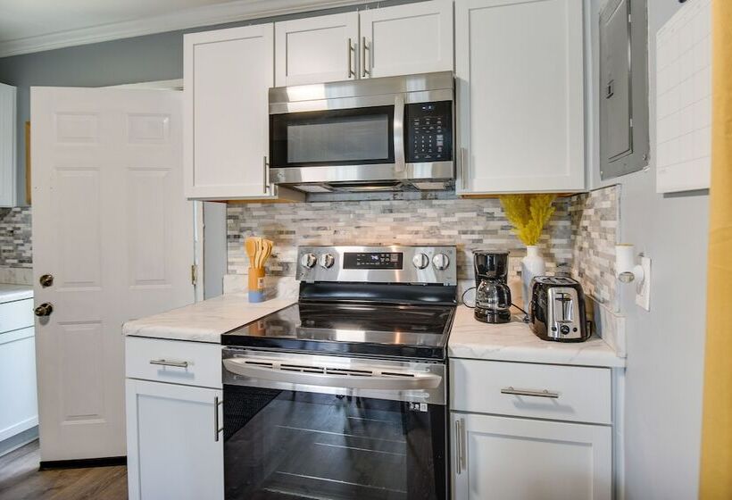 Hampton Vacation Rental: Central Location, Patio