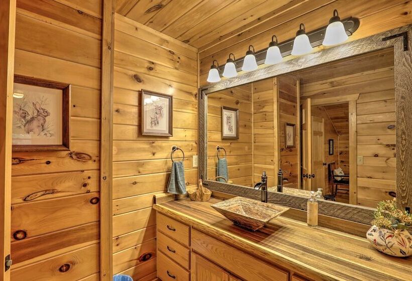 Happy Jack S Cabin  On River W/ Deck & Game Room!