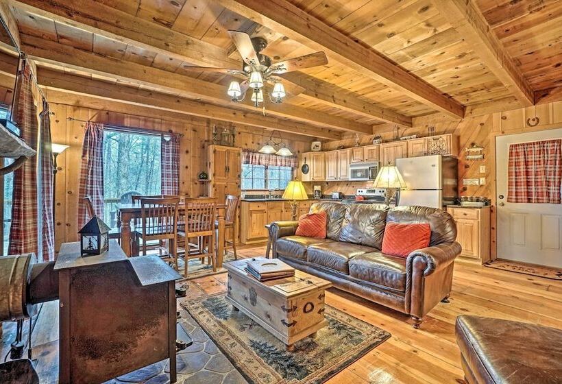 Helen Area Rustic Retreat ~ 5 Miles To Main Street