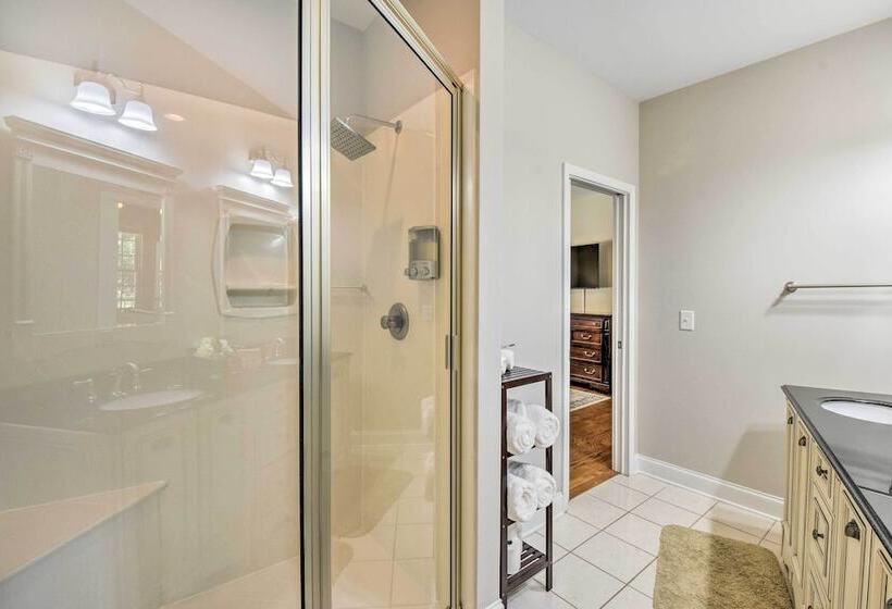 Helen Retreat W/ Hot Tub, 2 Mi To Downtown!