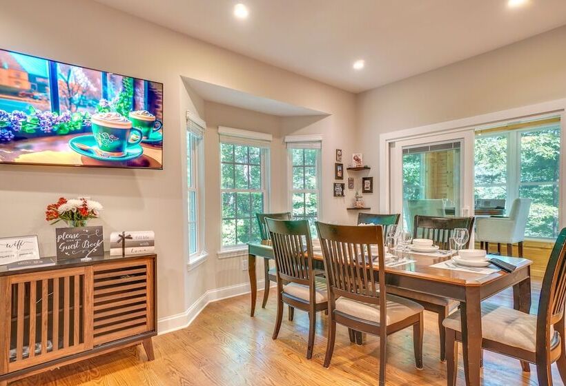 Helen Retreat W/ Hot Tub, 2 Mi To Downtown!