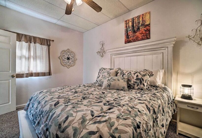 Hiawassee Cabin W/ Mtn Views < 1 Mi To Lake!