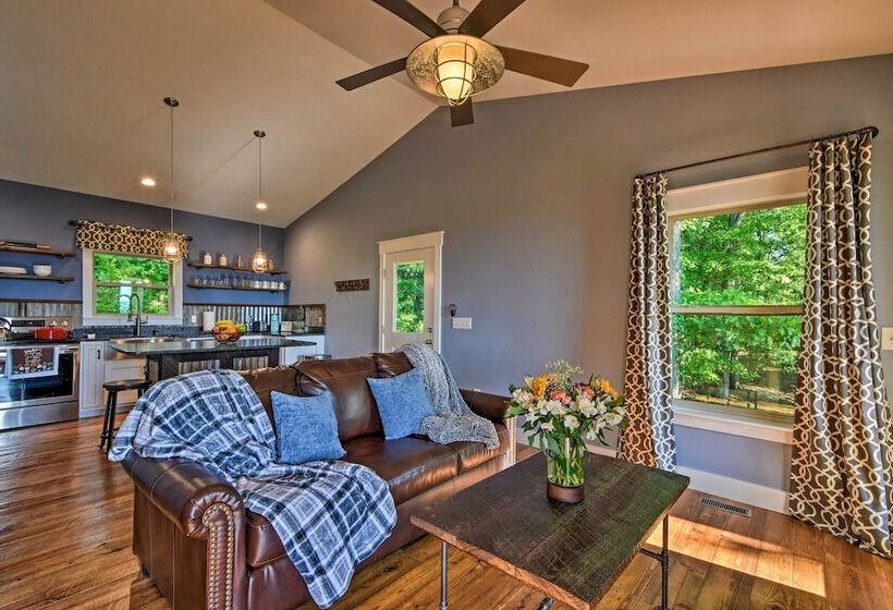 Hiawassee Home W/ Views <1 Mi To Lake Chatuge