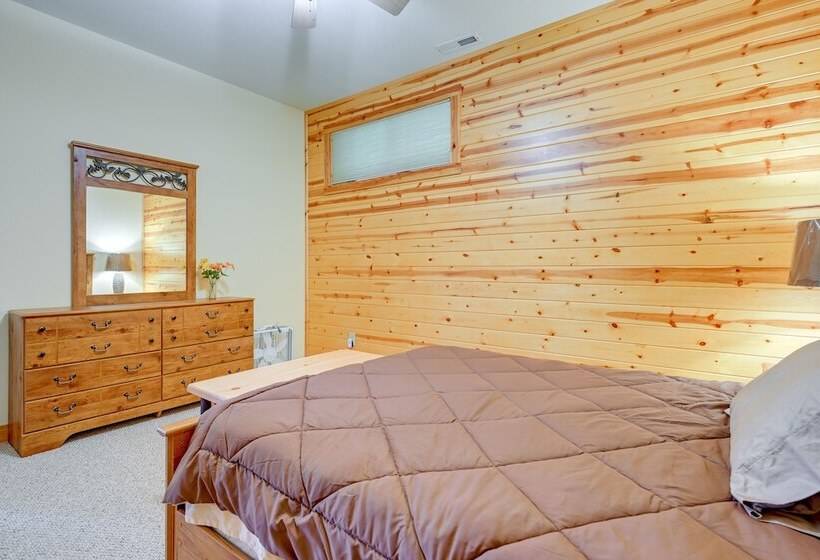 Hiawassee Vacation Rental: 1 Mi To Lake Chatuge!