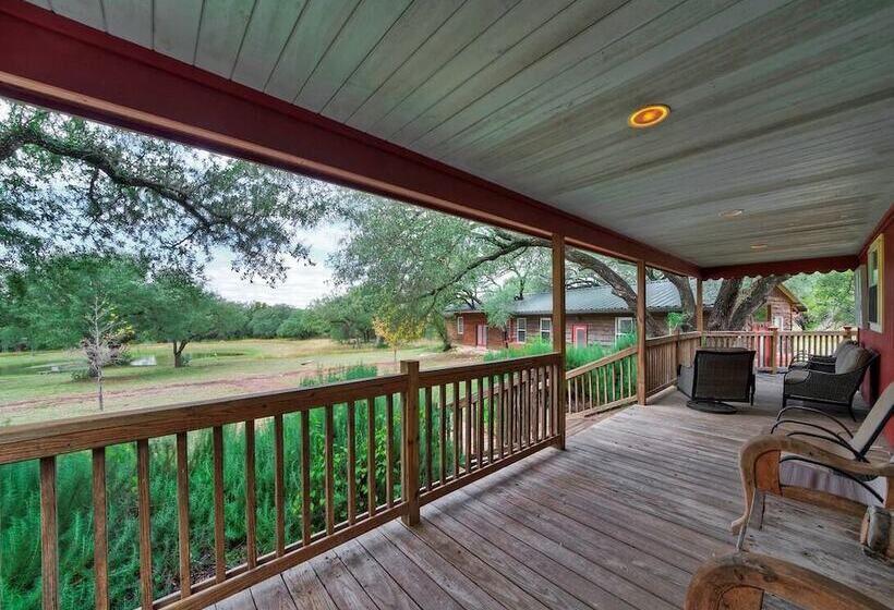 Hillside Acres Retreat