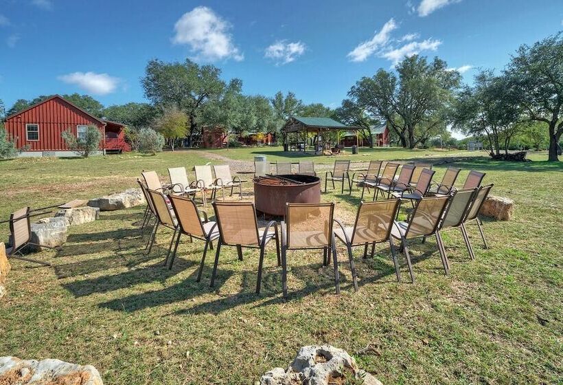 Hillside Acres Retreat