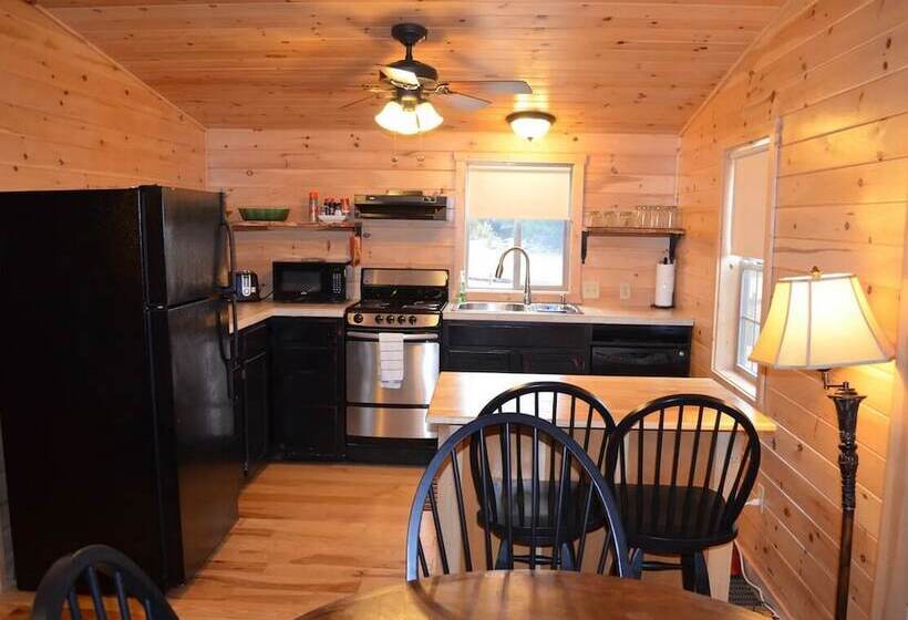 Hillside Acres Retreat