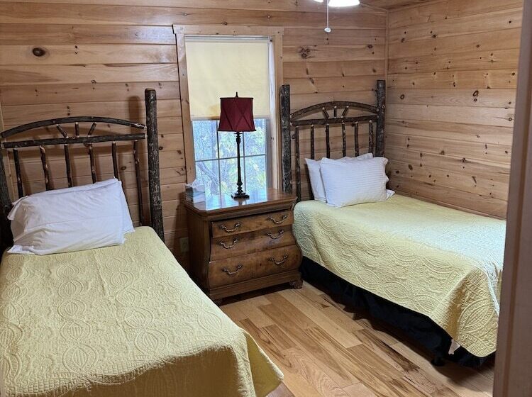 Hillside Acres Retreat