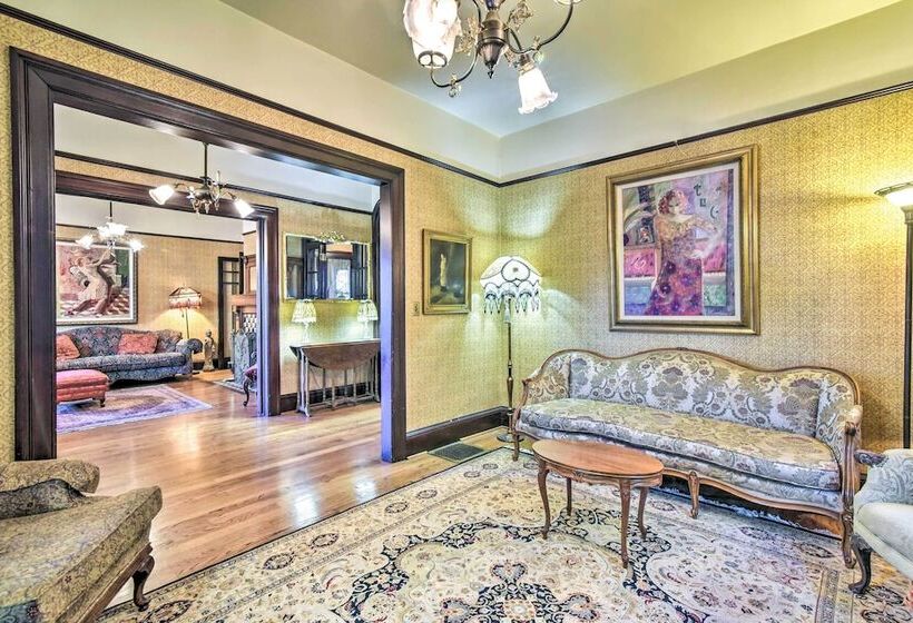 Historical Portland Home < 2 Mi To Downtown!