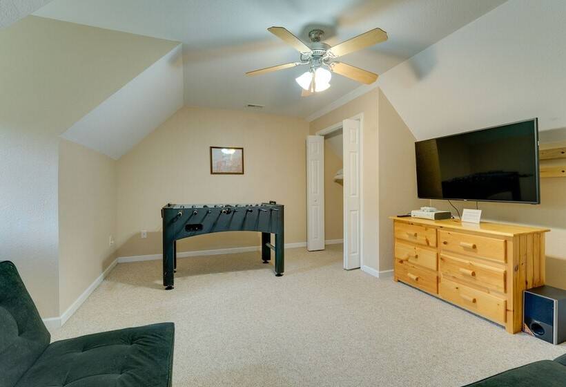 Hiawassee Riverfront Cabin: 7 Mi To Lake Chatuge!