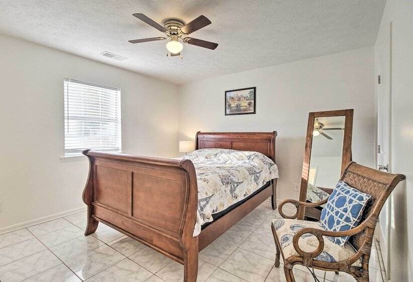 Home ~ 7 Miles To Savannah Historic District!