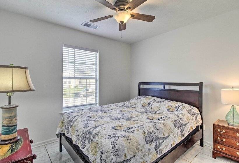 Home ~ 7 Miles To Savannah Historic District!