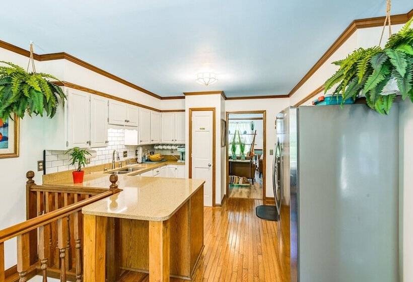 Home On 7.5 Acres: Hike On Site + 9mi To Nashville