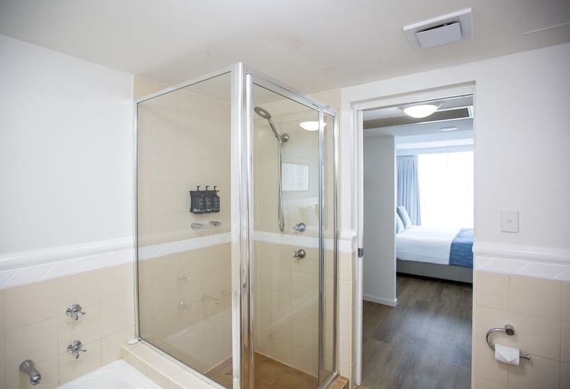 בית מלון כפרי Club Wyndham Crown Towers