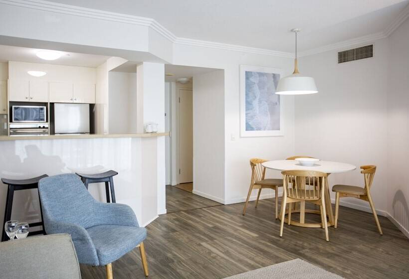 בית מלון כפרי Club Wyndham Crown Towers