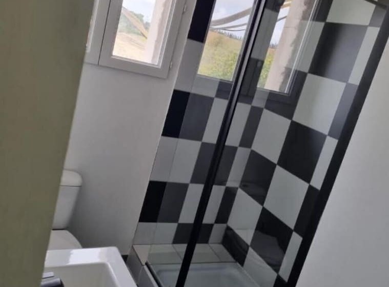 Отель Enjoy Hôtel