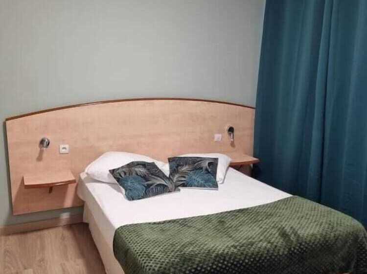 Отель Enjoy Hôtel