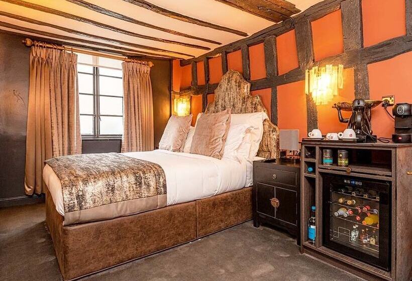 Отель Funky Monk Restaurant And Rooms