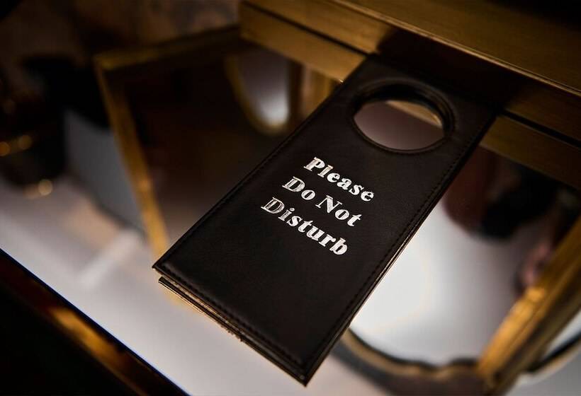 Отель Funky Monk Restaurant And Rooms