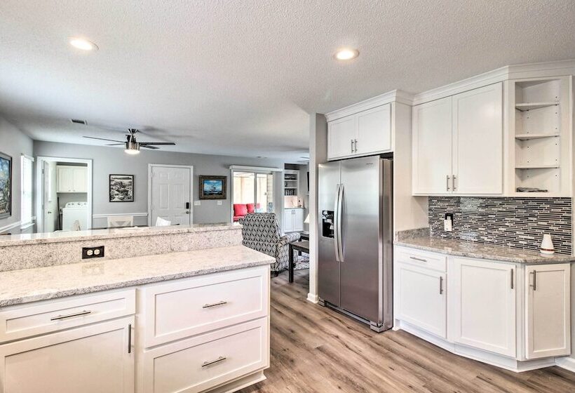 Ideally Located Luxe Beach House On Tybee Island