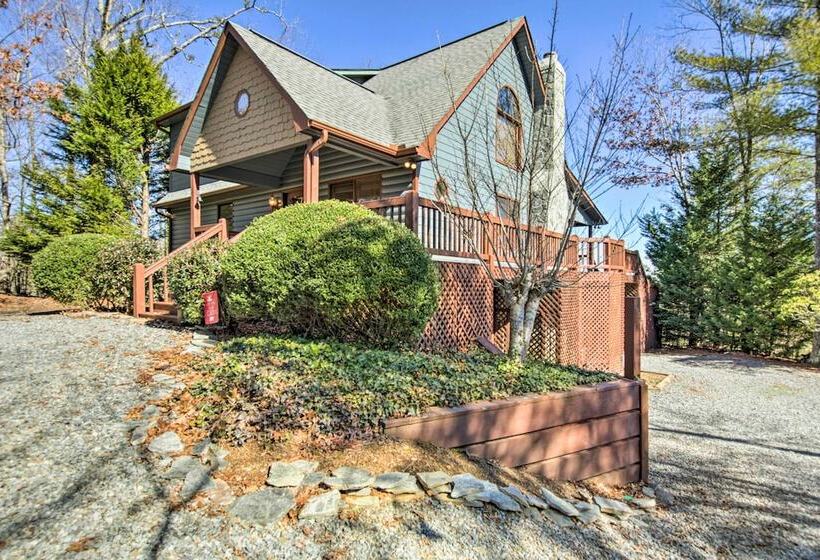 Idyllic Blue Ridge Cabin W/ Mountain Views!