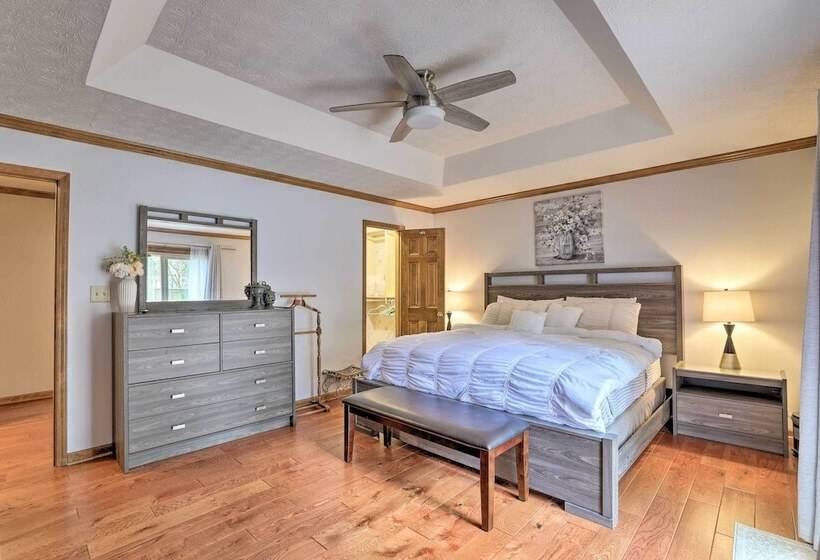 Inviting Duluth House W/ Deck   22 Mi To Atl!