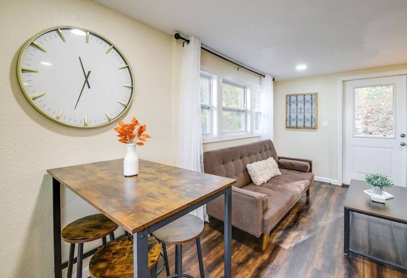 Knoxville Cottage W/ Fenced Yard, Pet Friendly!