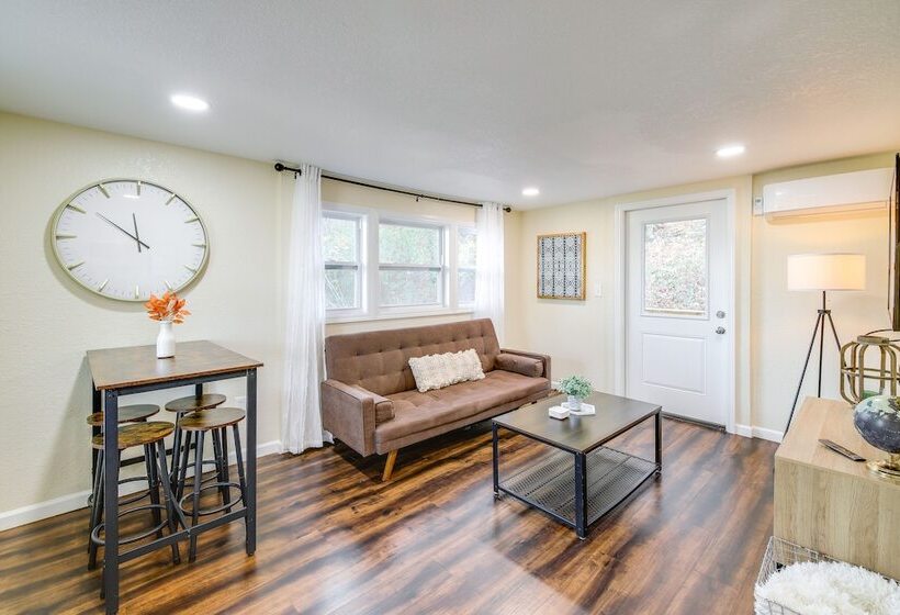 Knoxville Cottage W/ Fenced Yard, Pet Friendly!