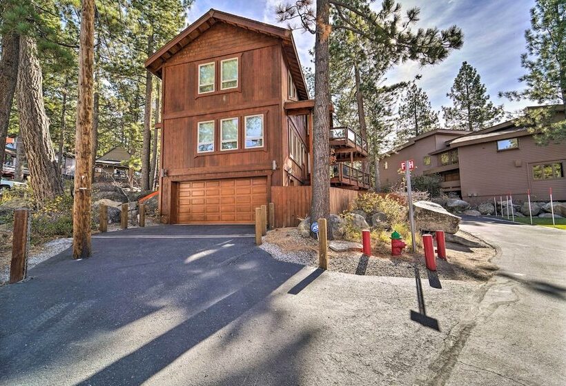 Lake Tahoe Shoreside Retreat: Stunning Lake Views!