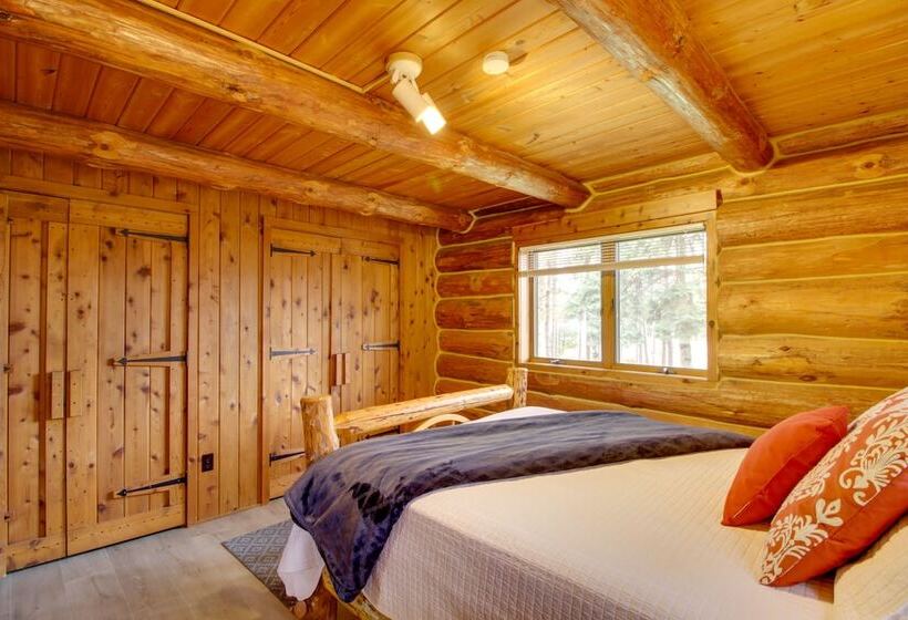 Lakefront Deerwood Home W/ Fire Pit & Grill!