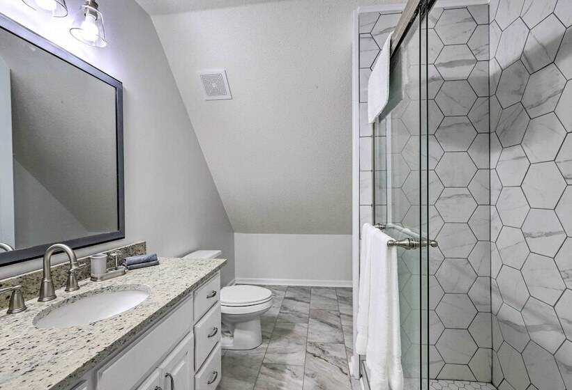 Lakefront Eatonton Home: Boat Dock + Fire Pit