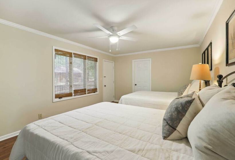 Lakefront Hamilton Cabin W/ Dock & Fire Pit!