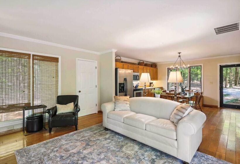 Lakefront Hamilton Cabin W/ Dock & Fire Pit!