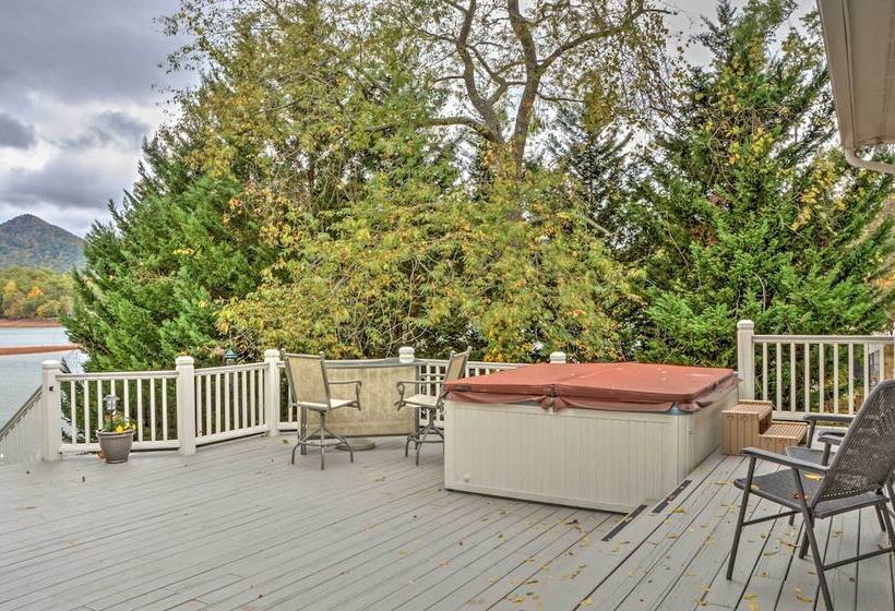 Lakefront Hiawassee Home W/ Boat Dock & Hot Tub!