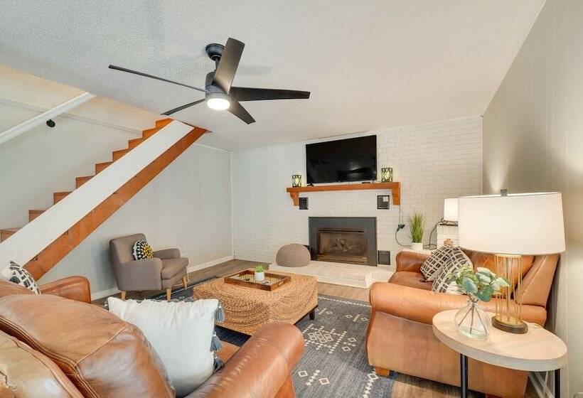 Lakefront Louisville Home   Dock, Fire Pit & Grill