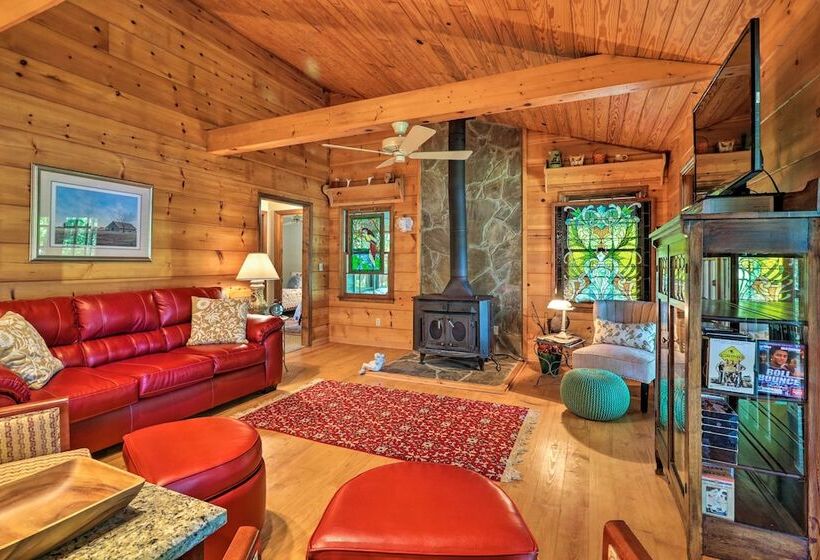 Lakefront Milledgeville Cabin: Private Dock, Porch