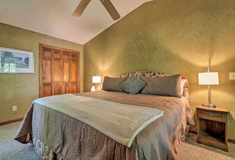 Lakefront Milledgeville Cabin: Private Dock, Porch