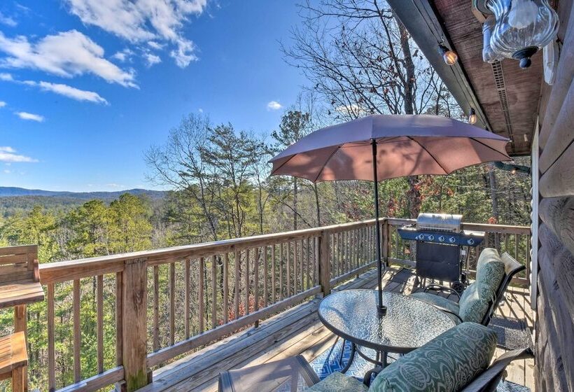 Lakemont Mountain Cabin W/ Game Room & Hot Tub!