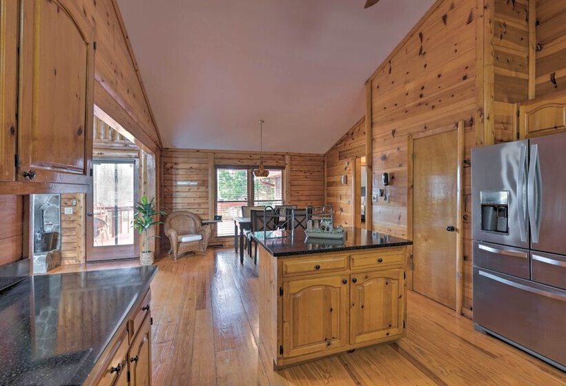 Lakeside Group Retreat W/ Private Beach & Dock!