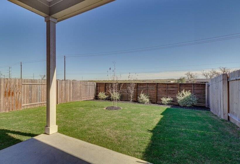 Quiet Home W/ Fenced Yard 12 Mi To Downtown Austin