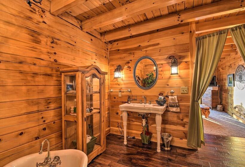 Large Luxe Cabin W/hot Tub 16mi To Blue Ridge