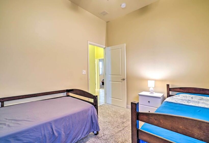 Las Cruces Retreat W/ Patio Close To Dtwn!